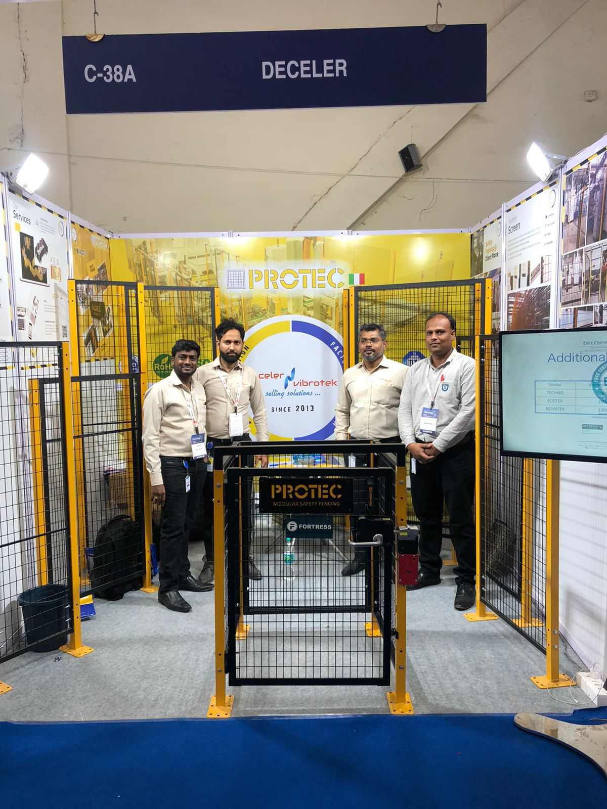 Odoo • Image and Text